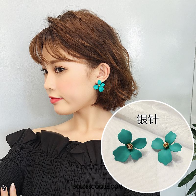 Boucles D'oreilles Femme Simple Accessoires Longue Section Fleurs Pendentif Soldes