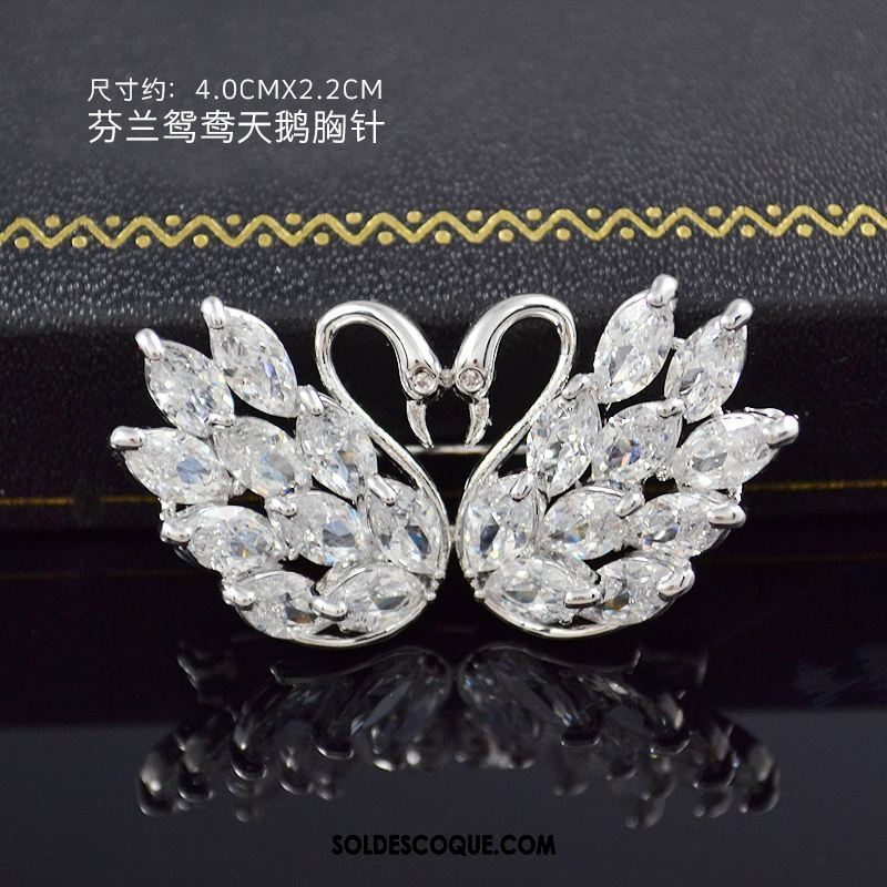 Broche Femme Corsage Boucle D'écharpe Cristal Collier Châle Pas Cher