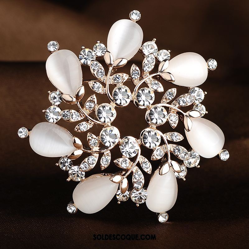 Broche Femme Personnalité Corsage Pierres De Strass Châle Accessoires Soldes