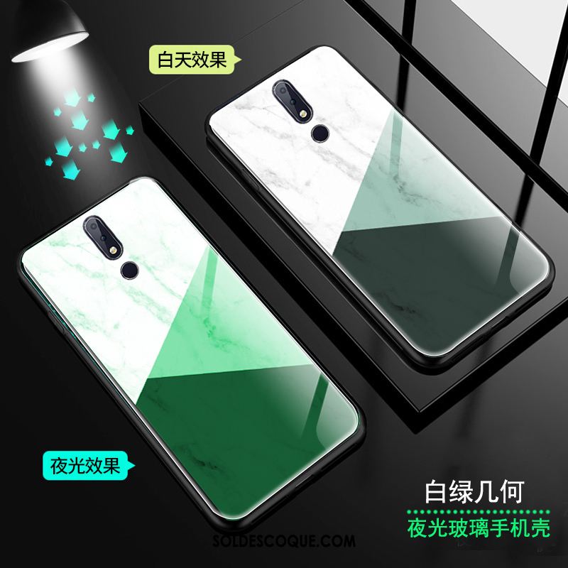 Coque Nokia 7.1 Vent Lumineuses Verre Vert Téléphone Portable Pas Cher