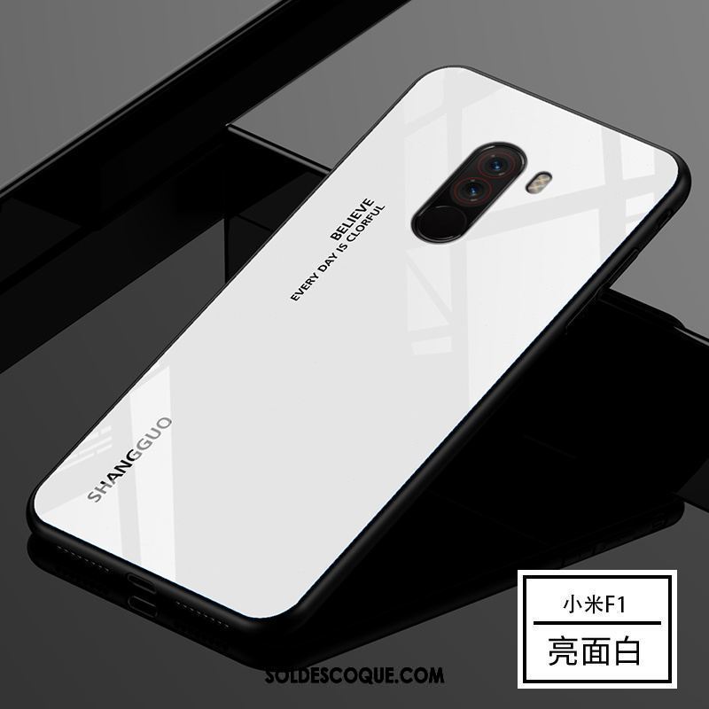 Coque Pocophone F1 Difficile Étui Dégradé Légère Silicone Soldes