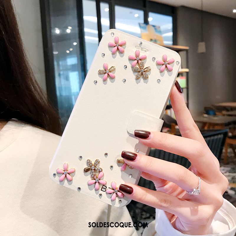 Coque Xiaomi Redmi 8 Incassable Blanc Strass Créatif Téléphone Portable Pas Cher