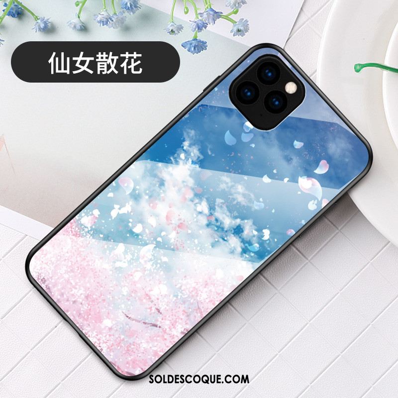 Coque iPhone 11 Pro Incassable Europe Ornements Suspendus Silicone Art Pas Cher