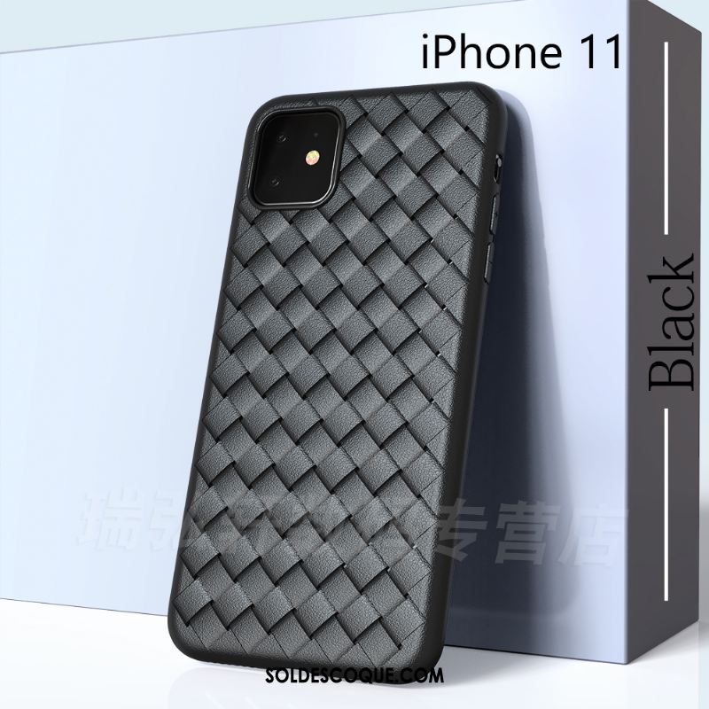 Coque iPhone 11 Tissage Évasé Modèle Fleurie Incassable Protection Pas Cher