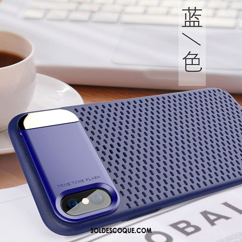 Coque iPhone X Créatif Blanc Support Métal Respirant Pas Cher