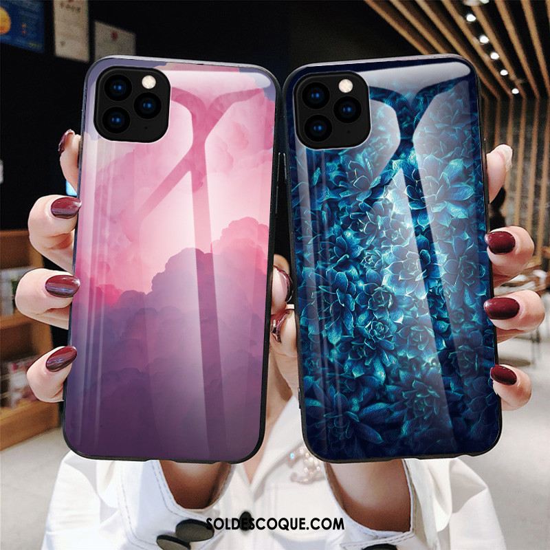 Coque iPhone 11 Pro Incassable Europe Ornements Suspendus Silicone Art Pas Cher