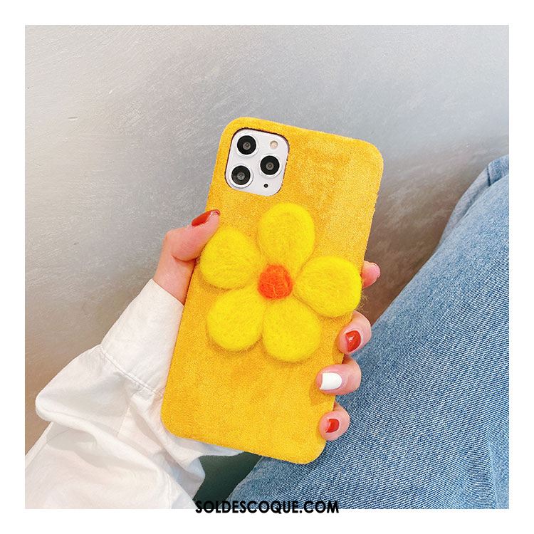 Coque iPhone 11 Pro Téléphone Portable Peluche Incassable Fleurs Personnalité En Vente