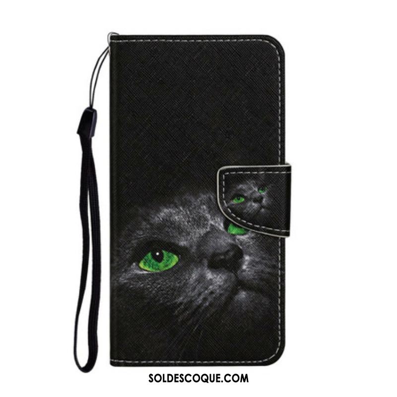 Housse iPhone 13 Pro Yeux de Chat Verts avec Lanière